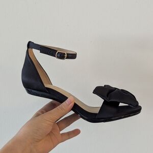 Pashion Pashionista Flat | Coal Satin Bow 6.5